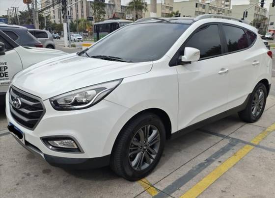 HYUNDAI IX35 2.0 MPFI GL 16V FLEX 4P AUTOMÁTICO HYUNDAI IX35 2.0 MPFI GL 16V FLEX 4P AUTOMÁTICO